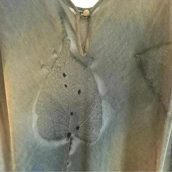 Gorgeous DIAMOND TEA Natural Leaf Print 90s Bias Cut Sheer Sleeveless Maxi Gown - Picture 6 of 8